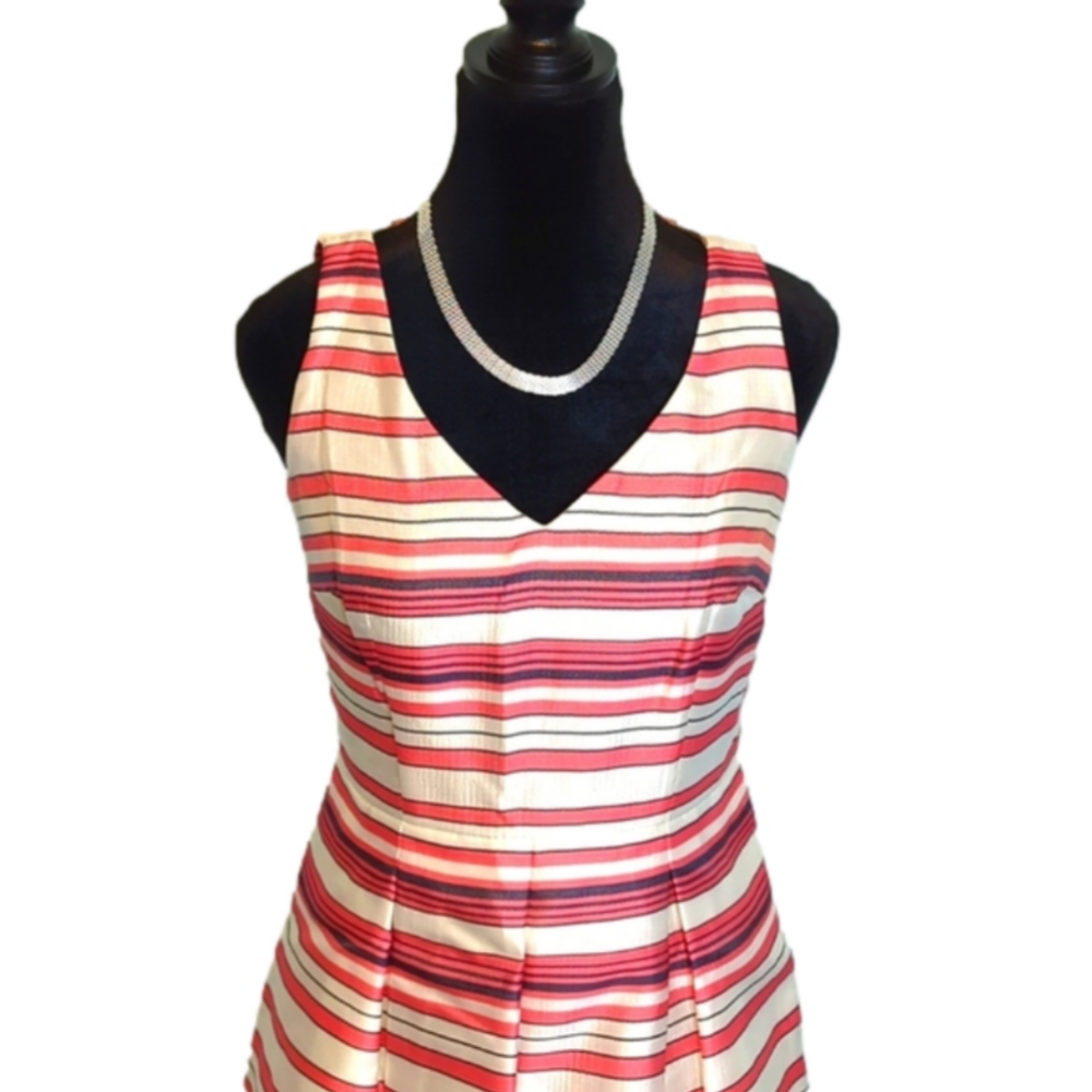 Ann Taylor Dress 🌟Host Pick🌟 - Picture 2 of 7